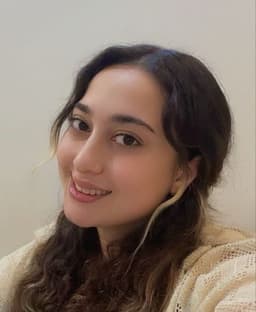 سنا مبینی